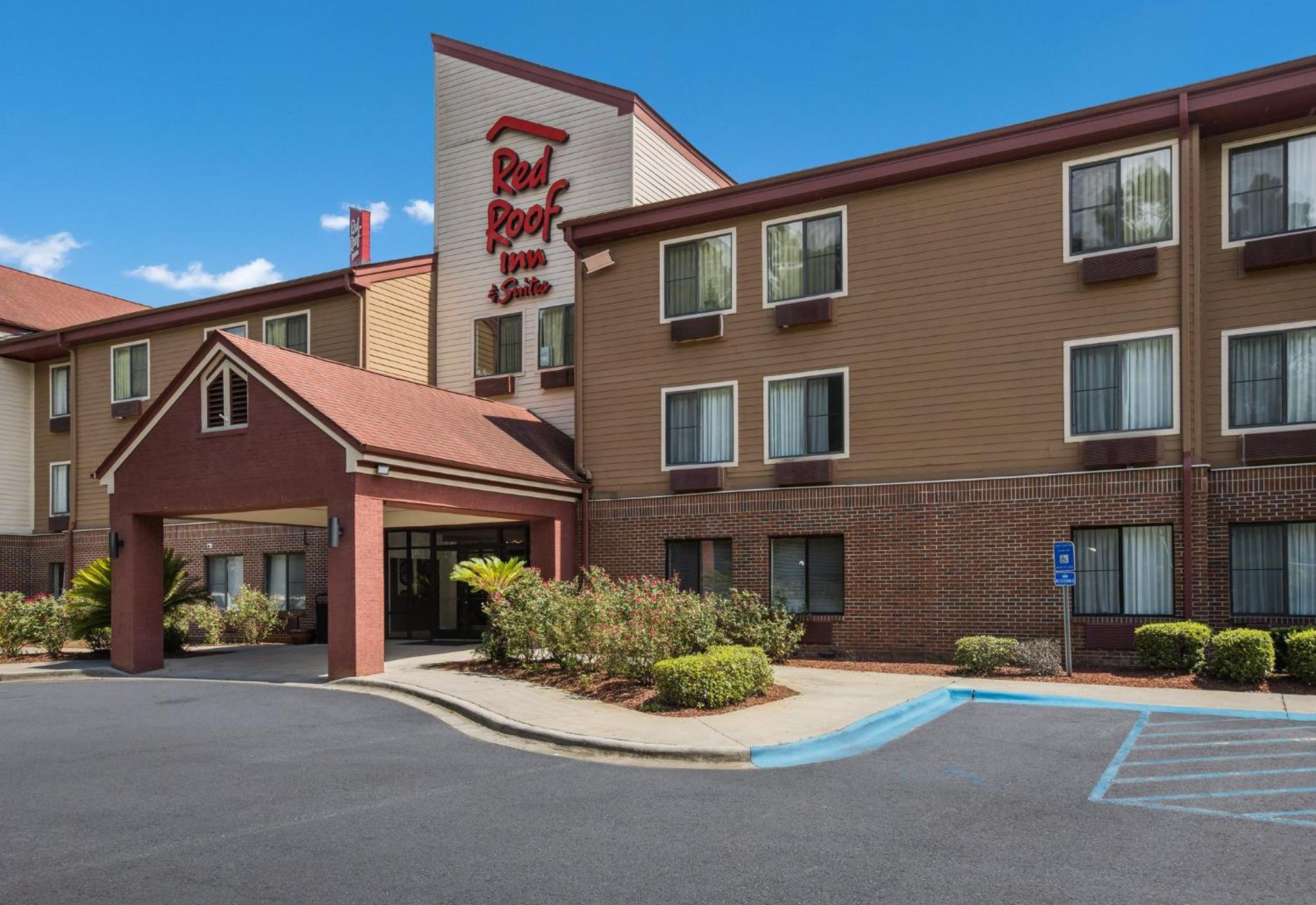 Red Roof Inn & Suites Savannah Airport Pooler Extérieur photo