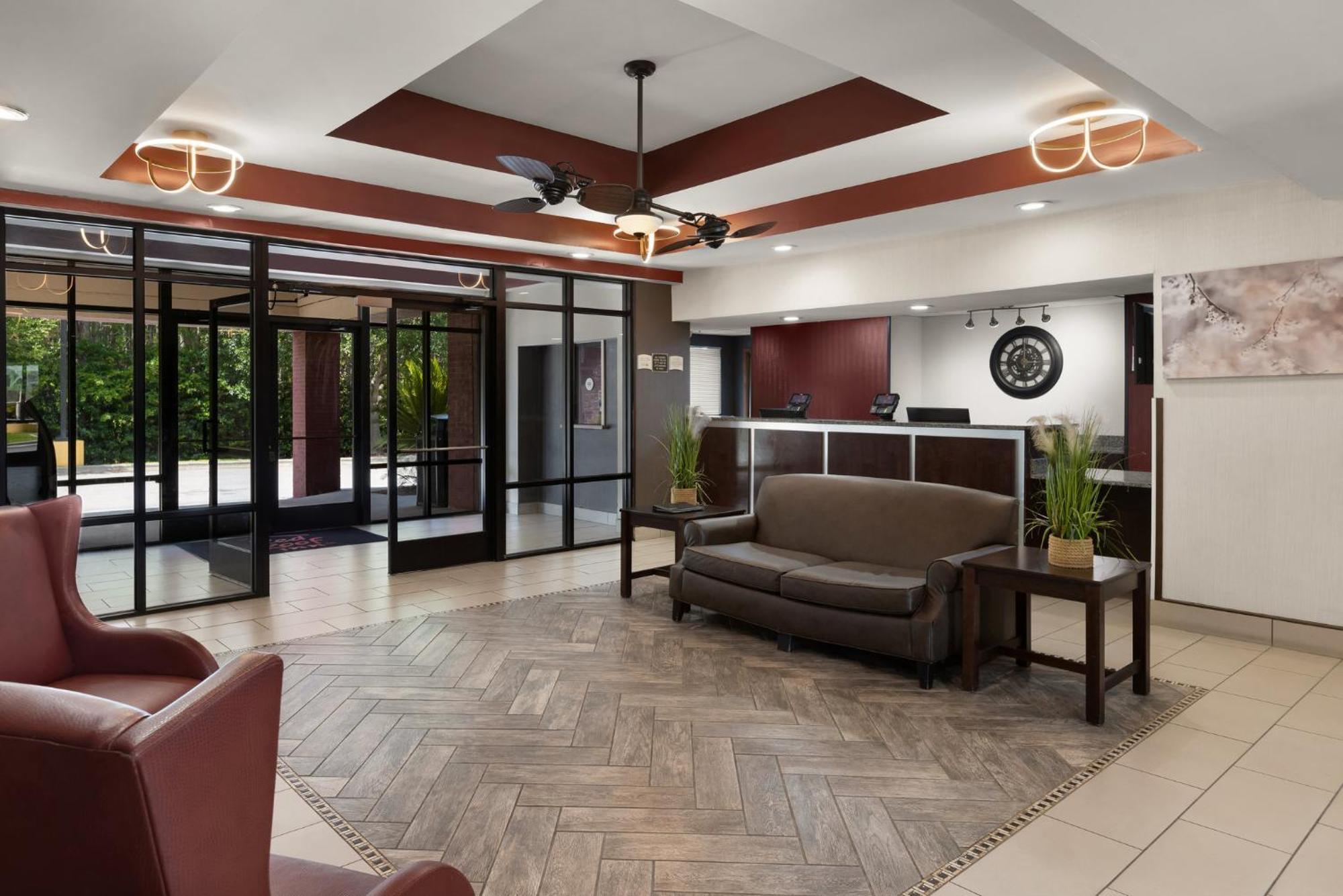 Red Roof Inn & Suites Savannah Airport Pooler Extérieur photo