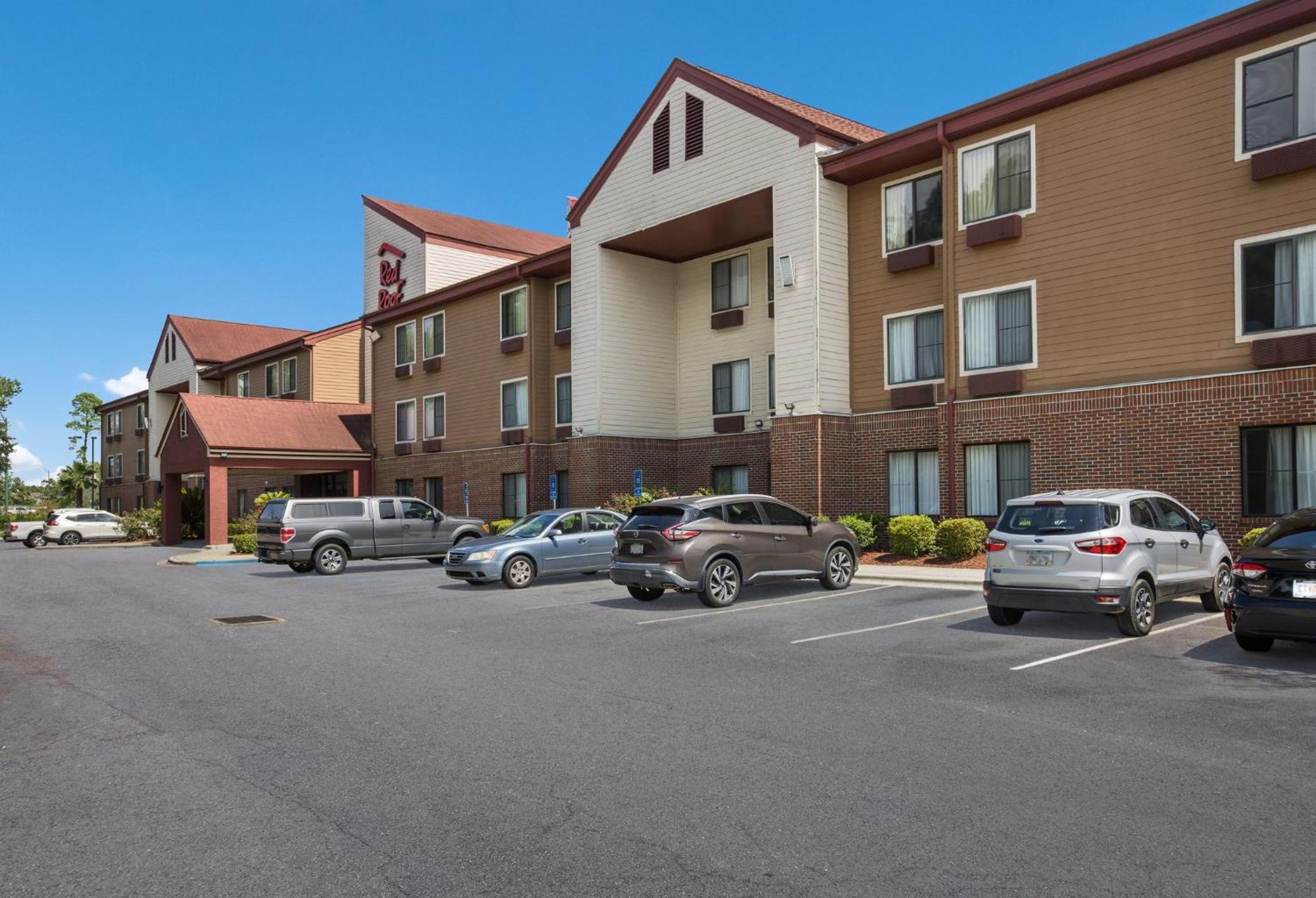 Red Roof Inn & Suites Savannah Airport Pooler Extérieur photo