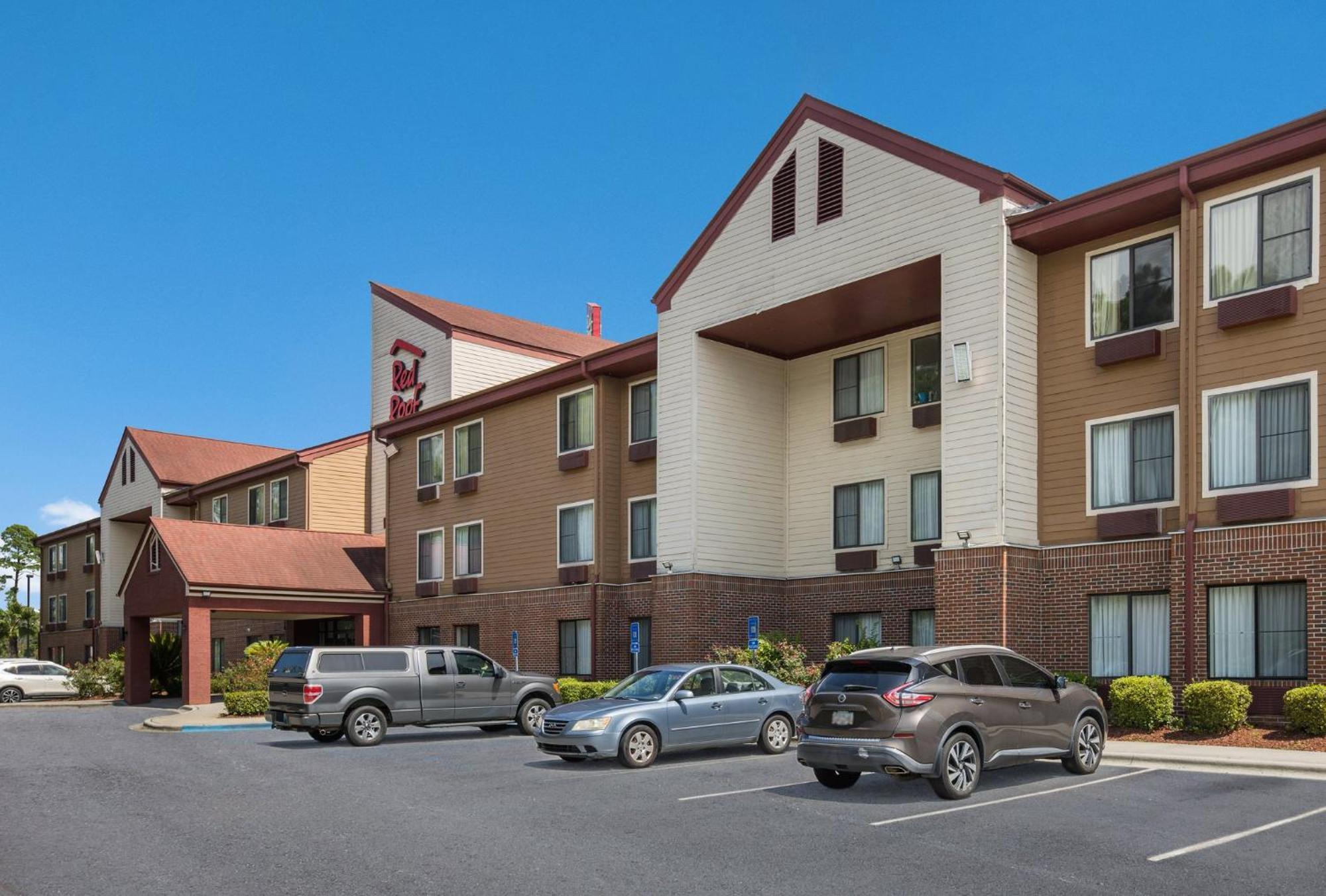 Red Roof Inn & Suites Savannah Airport Pooler Extérieur photo
