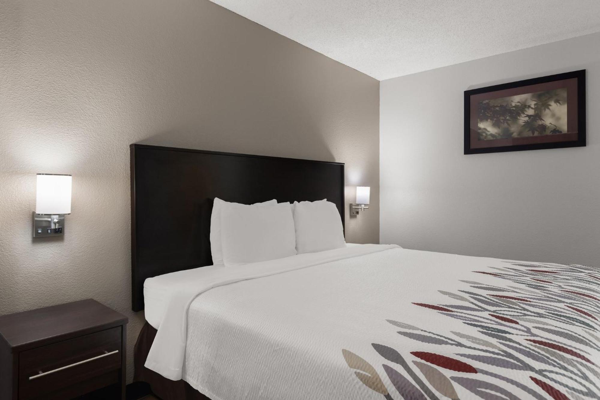 Red Roof Inn & Suites Savannah Airport Pooler Extérieur photo