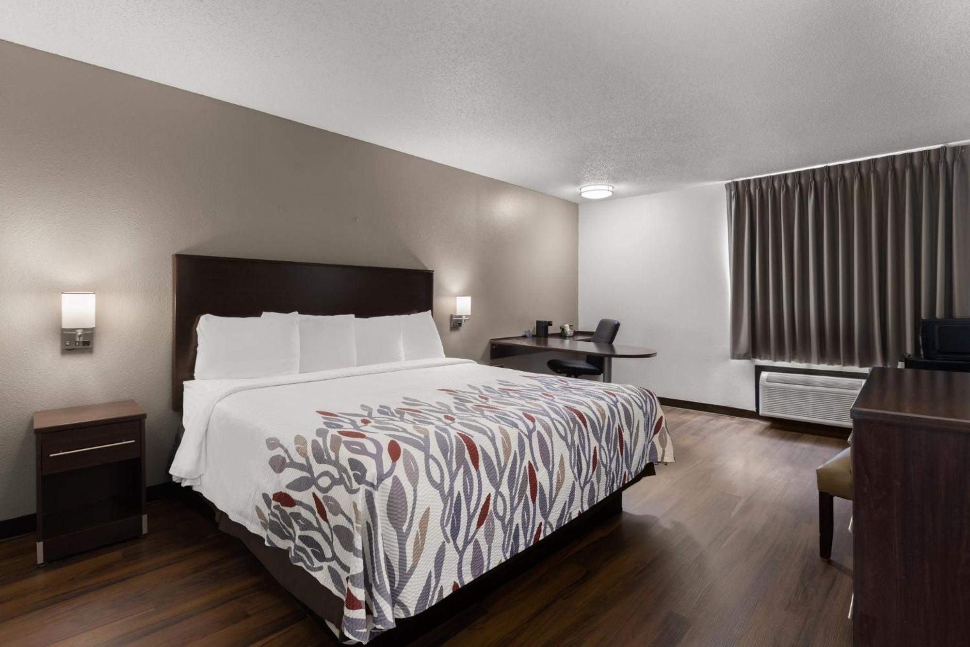 Red Roof Inn & Suites Savannah Airport Pooler Extérieur photo