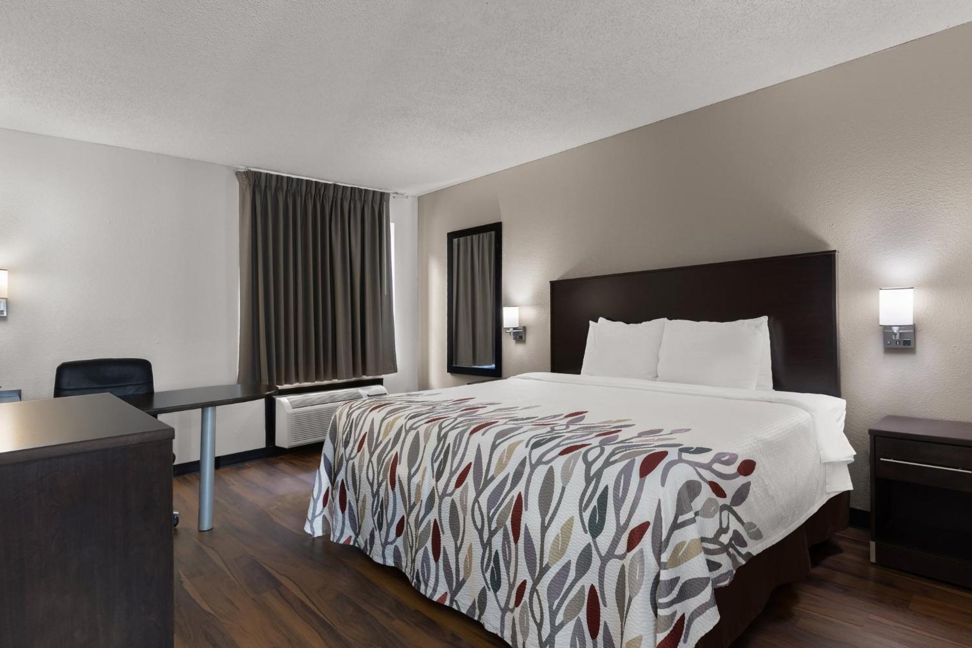 Red Roof Inn & Suites Savannah Airport Pooler Extérieur photo