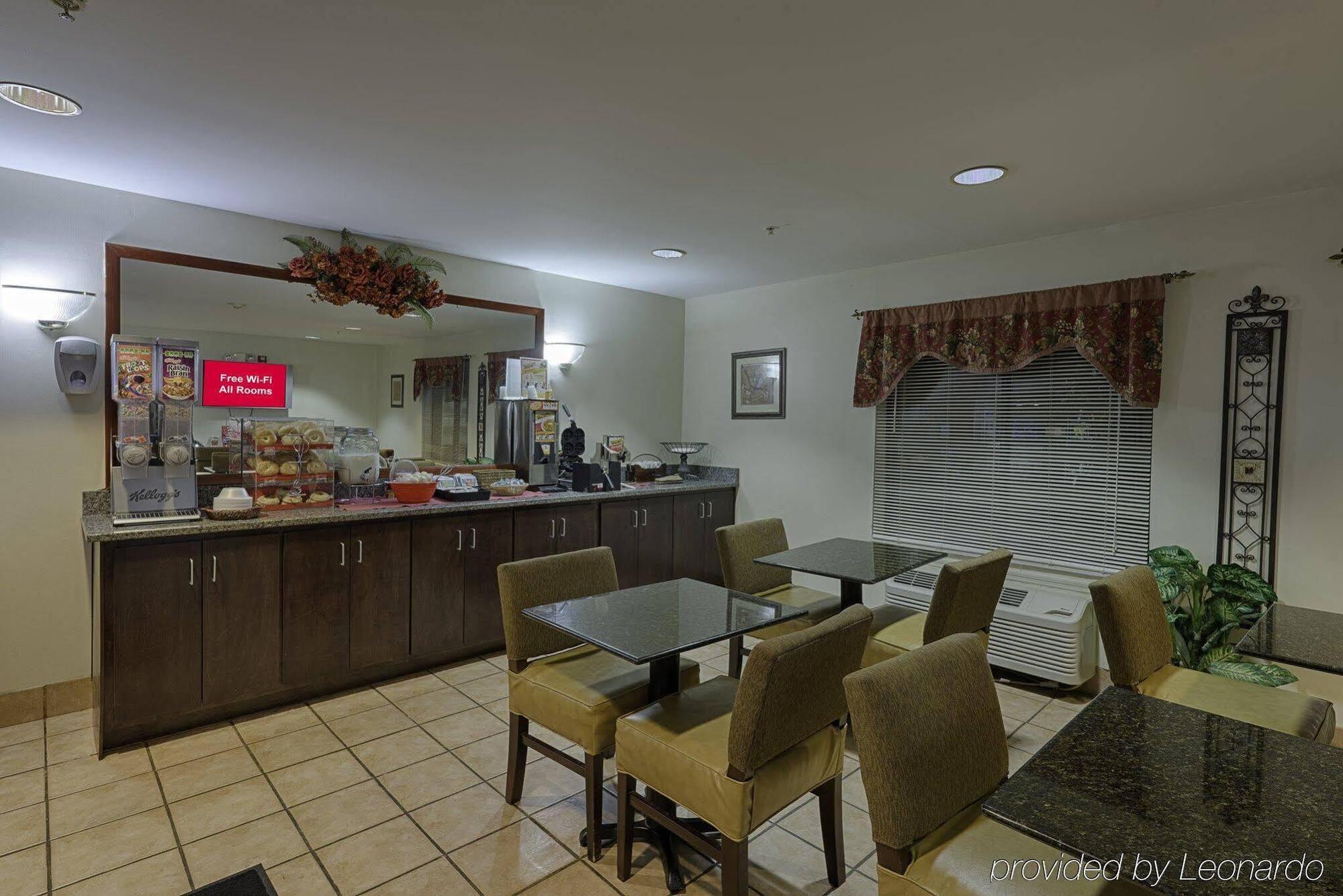 Red Roof Inn & Suites Savannah Airport Pooler Extérieur photo